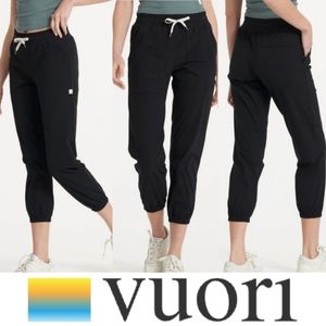 Vuori Miles Jogger Drawcord Pockets Cuffed Bottom Athleisure Athletic Casual NWT